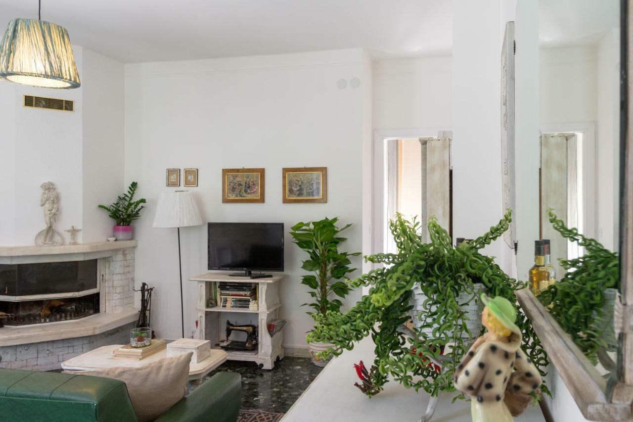 La Casa Di Elda Apartment Долчеакуа Екстериор снимка